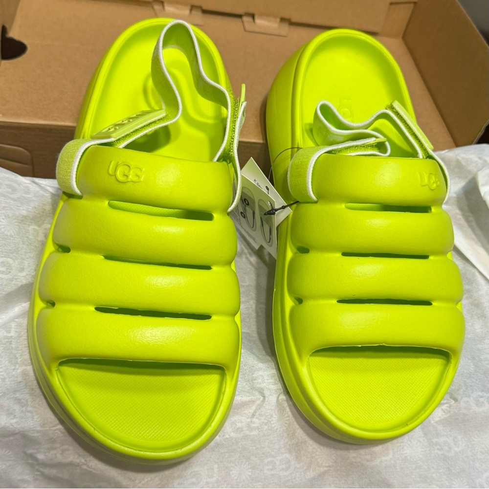 UGG SPORT YEAH SLIDE - LIME GREEN / NEON GREEN - Picture 3 of 4